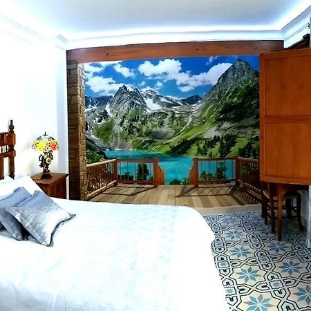 Отель Podiumberg Quatretondeta Экстерьер фото